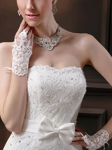 Red Lace Wrist Length Gloves with Sequins #Milly03120054
