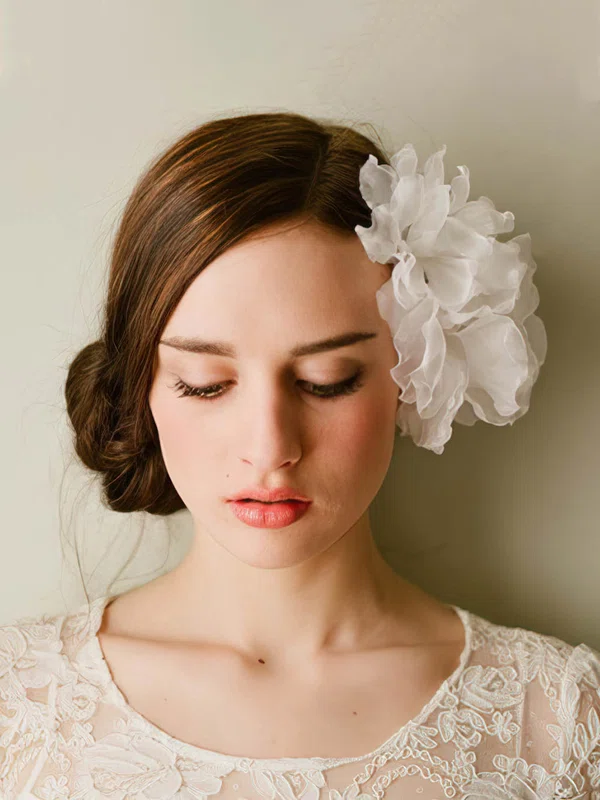 White Tulle Flowers & Feathers #Milly03020052