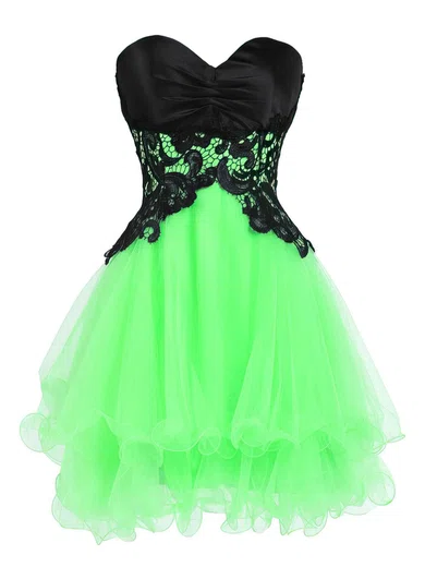 Ball Gown Strapless Tulle Tiered Prom Dresses With Appliques #Milly020102562