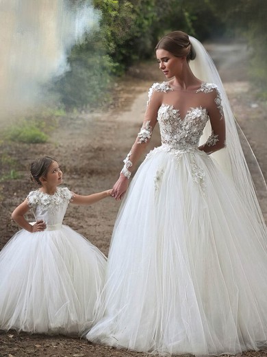 Popular Ball Gown Scoop Neck Tulle Chapel Train Appliques Lace Long Sleeve Wedding Dress #Milly00022593