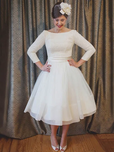 Ball Gown Scoop Neck Lace Organza Tea length Wedding Dresses With