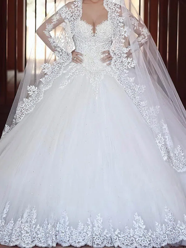 Ball Gown/Princess V-neck Tulle Chapel Train Wedding Dresses With Appliques Lace #Milly00022710