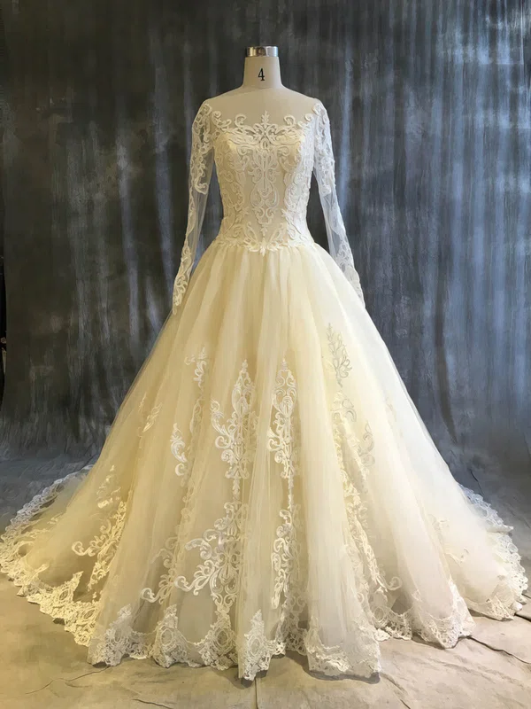 Ball Gown Scoop Neck Tulle Chapel Train with Appliques Lace Wedding Dresses #Milly00022913