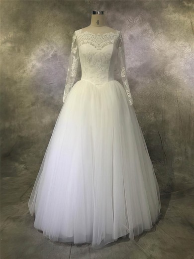 Ball Gown Scalloped Neck Tulle Floor-length with Appliques Lace Wedding Dresses #Milly00022932