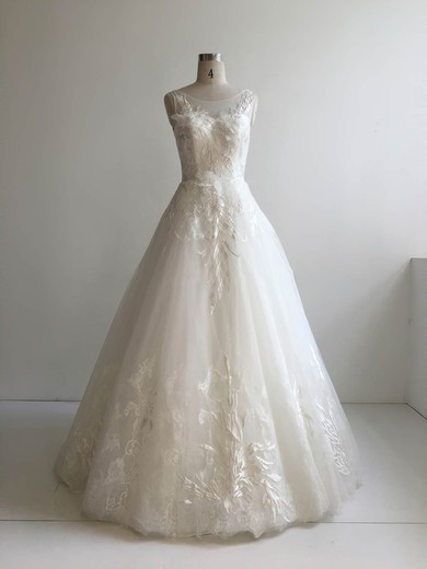 Ball Gown Scoop Neck Lace Tulle Floor-length with Appliques Lace Wedding Dresses #Milly00022951