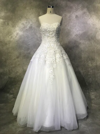 Ball Gown/Princess Sweetheart Tulle Floor-length Wedding Dresses With Appliques Lace #Milly00022952