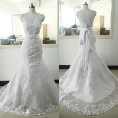 Trumpet/Mermaid V-neck Tulle Sweep Train with Appliques Lace Wedding Dresses #Milly00023023