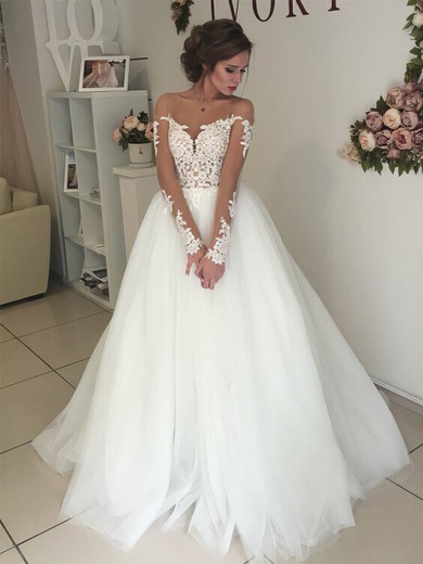 Ball Gown Scoop Neck Tulle Sweep Train Appliques Lace Wedding Dresses #Milly00023333