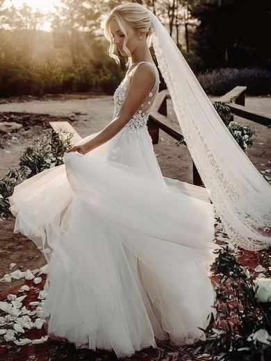 Ball Gown V-neck Tulle Floor-length Wedding Dresses With Appliques Lace #Milly00023610