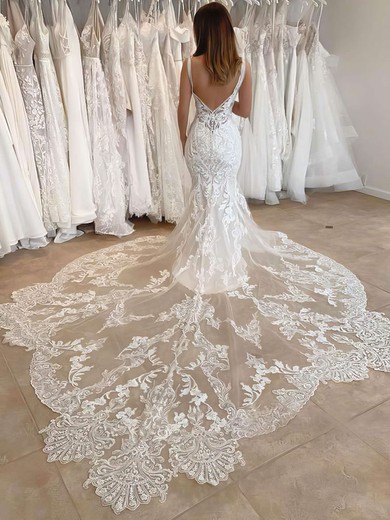 Trumpet/Mermaid V-neck Tulle Court Train Appliques Lace Wedding Dresses #Milly00023670