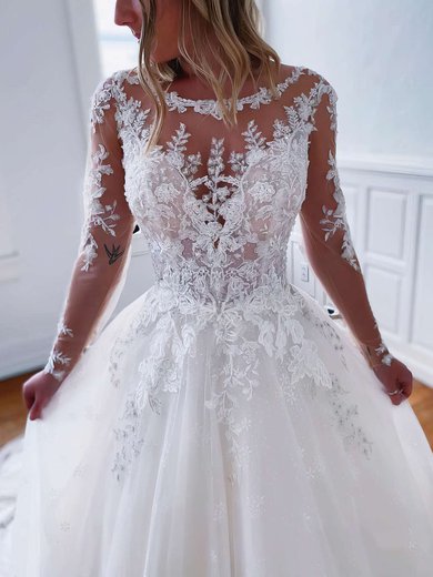 Ball Gown Scoop Neck Tulle Sweep Train Appliques Lace Wedding Dresses #Milly00023791