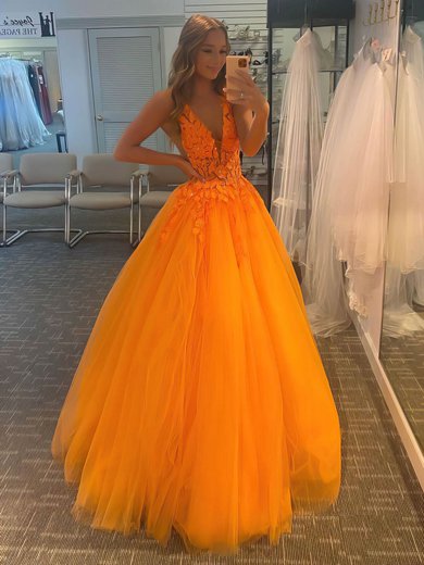 Ball Gown/Princess V-neck Tulle Floor-length Prom Dresses With Beading S020107073