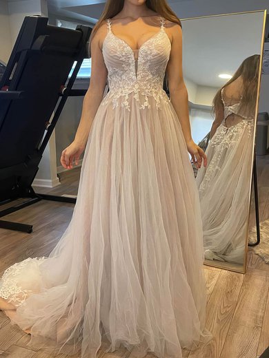 Ball Gown/Princess V-neck Tulle Sweep Train Wedding Dresses With Appliques Lace #Milly00023894