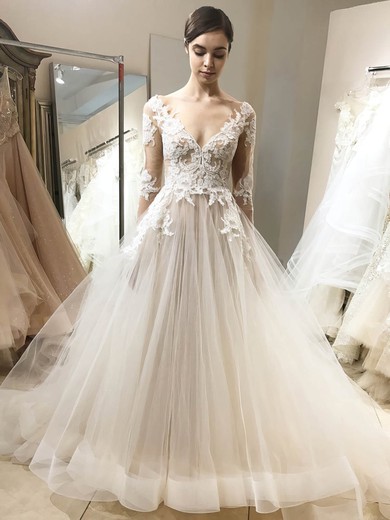 Ball Gown Scoop Neck Tulle Sweep Train Appliques Lace Wedding Dresses #Milly00023946