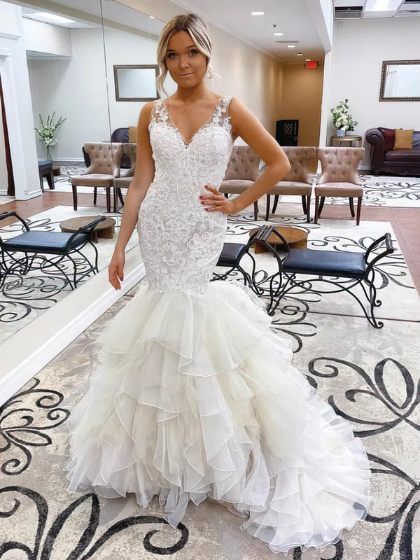 Trumpet/Mermaid V-neck Tulle Sweep Train Wedding Dresses With Tiered #Milly00023986