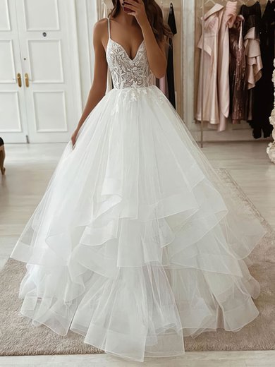 Ball Gown/Princess V-neck Tulle Sweep Train Appliques Lace Wedding Dresses #Milly00024248