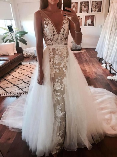A-line V-neck Tulle Sweep Train Appliques Lace Wedding Dresses #Milly00024336