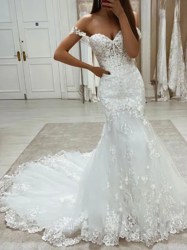 Trumpet/Mermaid Sweetheart Tulle Court Train Appliques Lace Wedding Dresses #Milly00024350