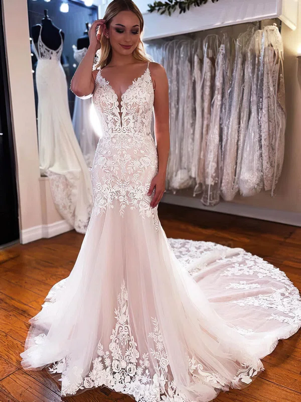 Trumpet/Mermaid V-neck Tulle Court Train Wedding Dresses With Appliques Lace #Milly00024402