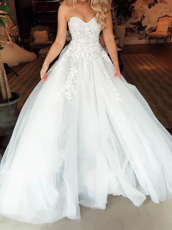 Ball Gown/Princess Sweetheart Tulle Sweep Train Wedding Dresses With Appliques Lace #Milly00024406