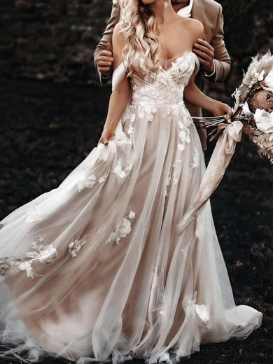 Ball Gown/Princess V-neck Tulle Court Train Wedding Dresses With Appliques Lace #Milly00024482