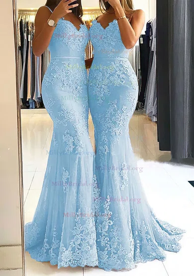 Lace Appliques Backless Sweep Train V Neck Trumpet Mermaid Tulle Wedding Dress