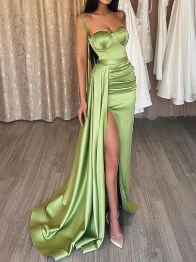 Sheath/Column Sweetheart Satin Sweep Train Prom Dresses With Split Front S020112695