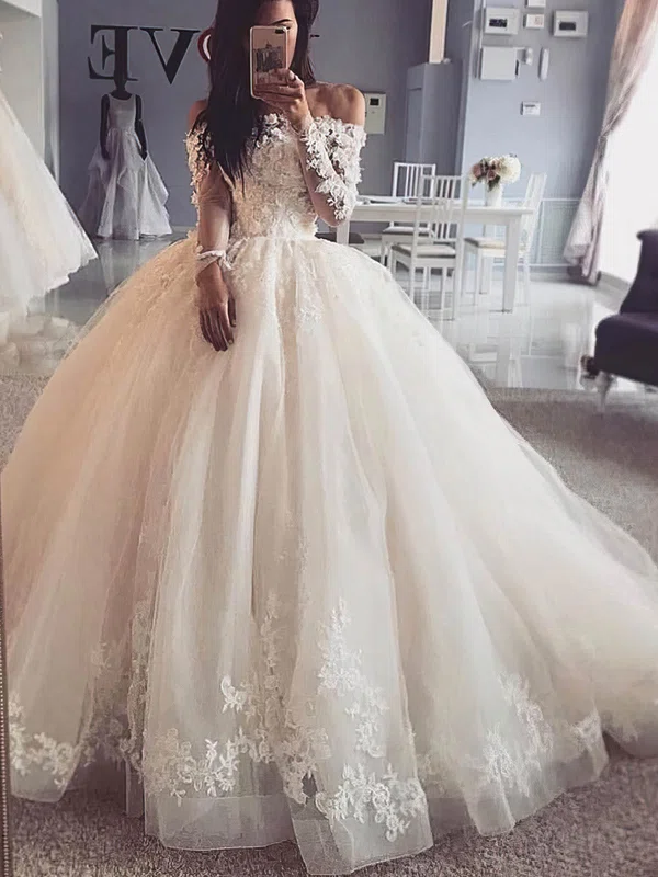 Ball Gown/Princess Off-the-shoulder Tulle Sweep Train Wedding Dresses With Appliques Lace #Milly00025574