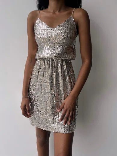 Sparkly Bodycon Sequin V-neck Mini Dress PT02024029