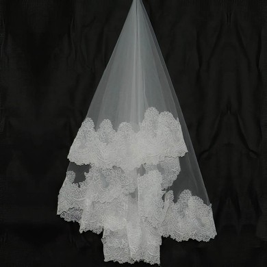 One-tier Tulle Fingertip Wedding Veils with Lace Applique Edge #03010059