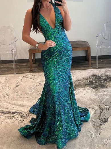 Trumpet/Mermaid V-neck Sequined Sweep Train Prom Dresses S020119599