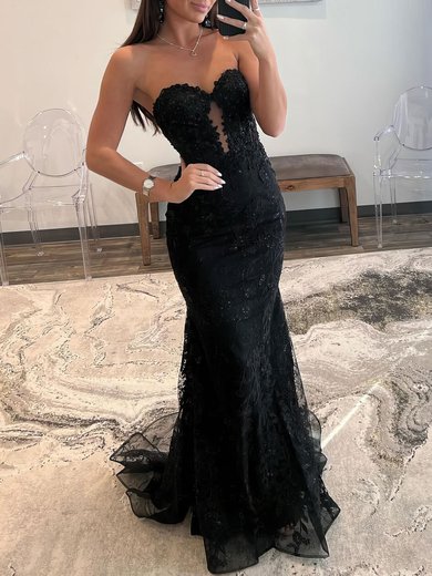 Trumpet/Mermaid Sweetheart Lace Sweep Train Prom Dresses With Beading S020119601