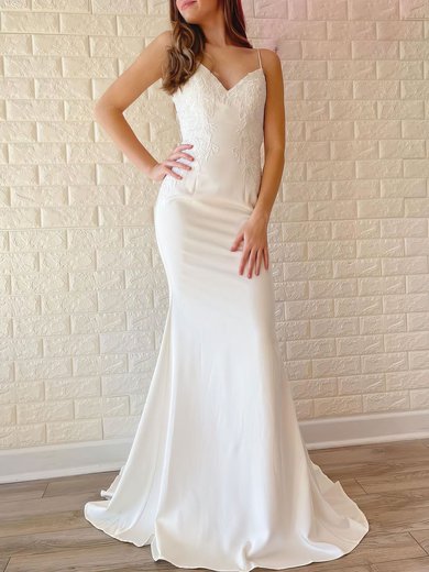 Trumpet/Mermaid V-neck Stretch Crepe Sweep Train Prom Dresses With Appliques Lace #Milly020121000