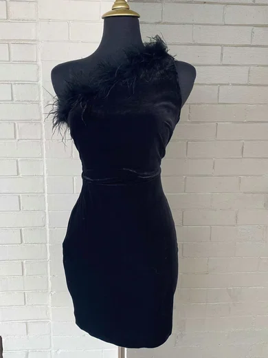 One-Shoulder Velvet Bodycon Homecoming Dresses With Feathers #Milly02052610