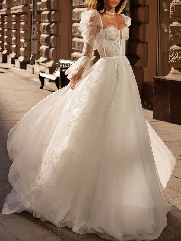 Ball Gown/Princess Sweetheart Tulle Sweep Train Wedding Dress With Appliques Lace #Milly00027080