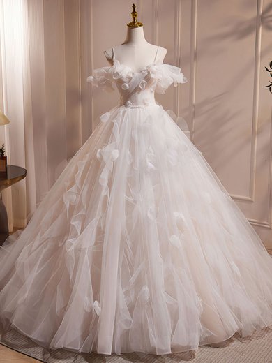 Ball Gown/Princess Sweetheart Tulle Sweep Train Wedding Dress With Flower(s) #Milly00028230