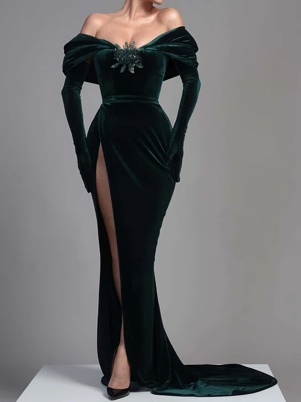 Elegant Sheath/Column Velvet Long Sleeve Formal Dresses PT02028338