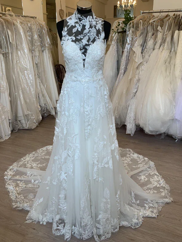 Ball Gown/Princess High Neck Tulle Court Train Wedding Dress With Appliques Lace #Milly00028375