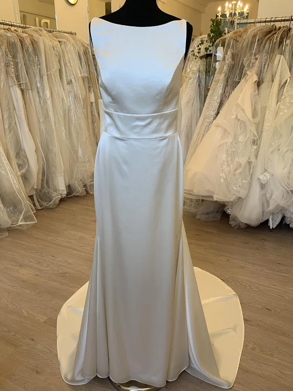 Sheath/Column Scoop Neck Satin Sweep Train Wedding Dress With Bow #Milly00028419