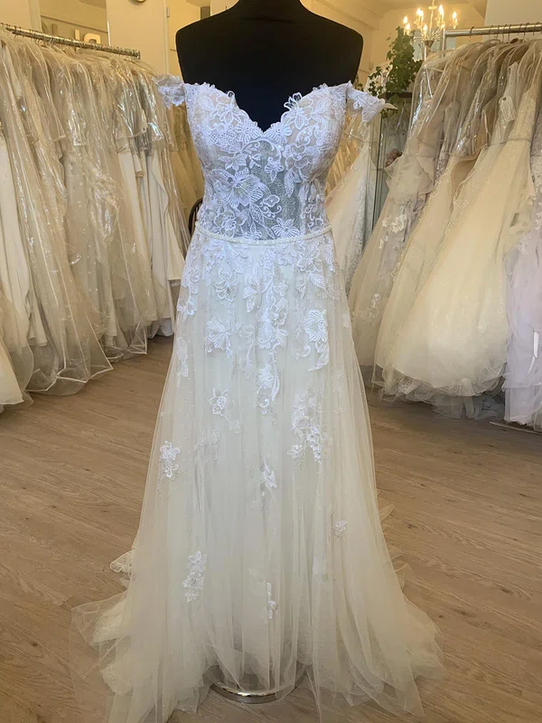 A-line Off-the-shoulder Tulle Sweep Train Wedding Dress With Appliques Lace #Milly00028444