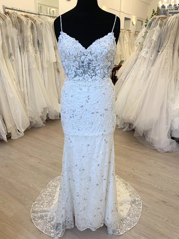 Sheath/Column V-neck Tulle Sweep Train Wedding Dress With Appliques Lace #Milly00028498
