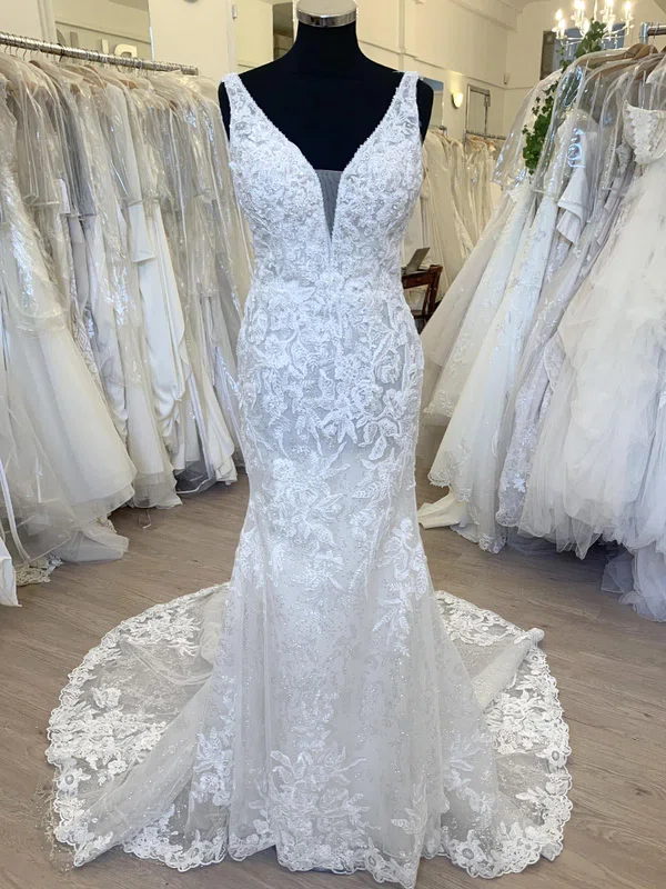 Trumpet/Mermaid V-neck Glitter Lace Sweep Train Wedding Dress With Appliques Lace #Milly00028499