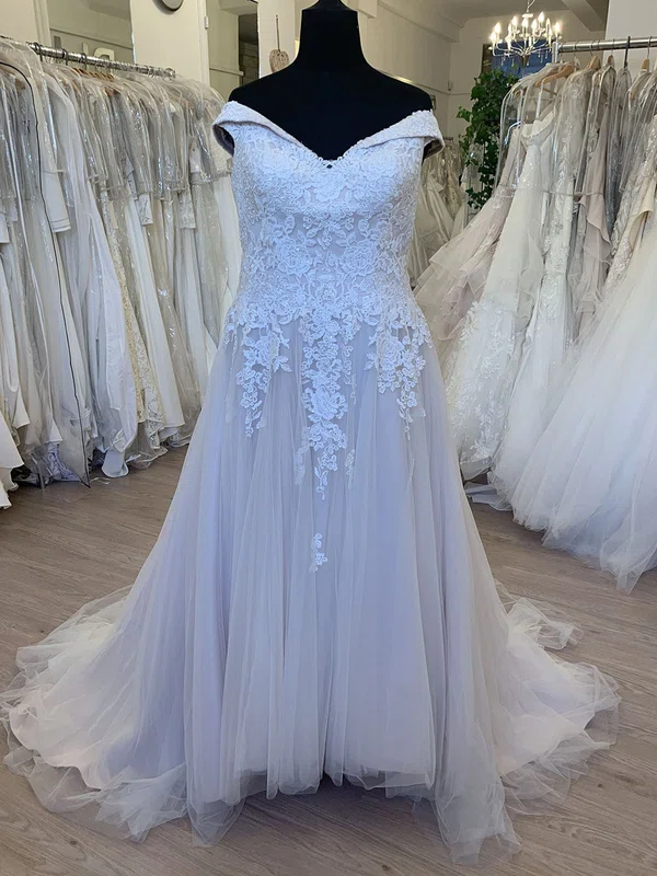 Ball Gown/Princess Off-the-shoulder Tulle Sweep Train Wedding Dress With Appliques Lace #Milly00028573