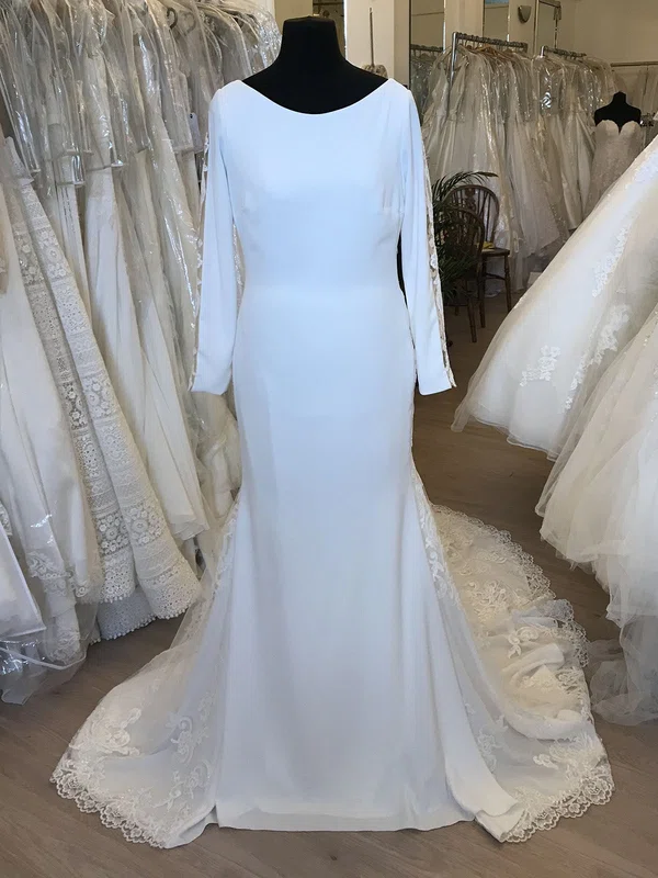 Sheath/Column Scoop Neck Chiffon Sweep Train Wedding Dress With Appliques Lace #Milly00028662