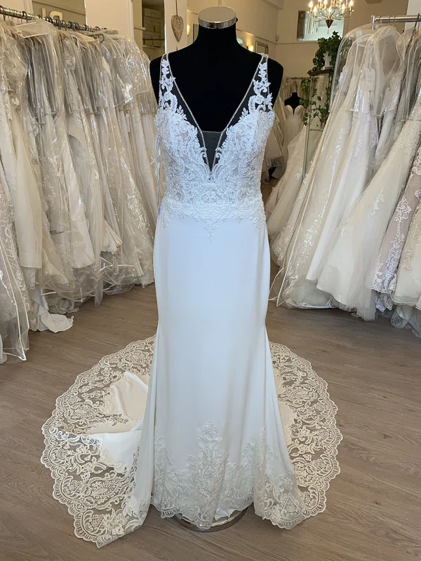 Sheath/Column V-neck Stretch Crepe Court Train Wedding Dress With Appliques Lace #Milly00028683