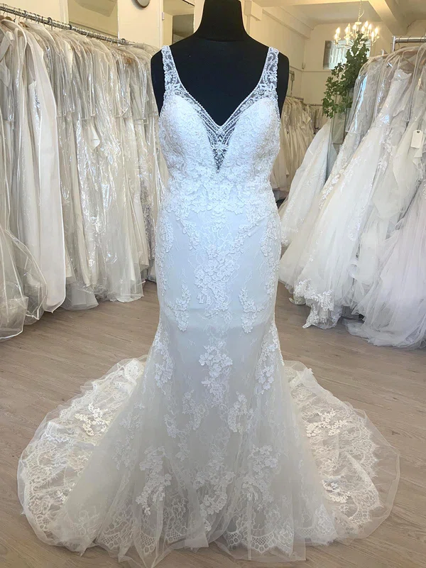Trumpet/Mermaid V-neck Lace Tulle Sweep Train Wedding Dress With Appliques Lace #Milly00028737