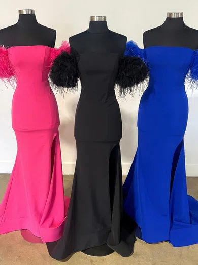 Sheath/Column Stretch Crepe Off-the-shoulder Prom Dresses With Feather #Milly020125293