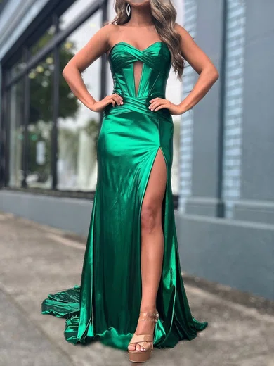 Sheath/Column Strapless Metallic Prom Dresses With Ruched #Milly020125329