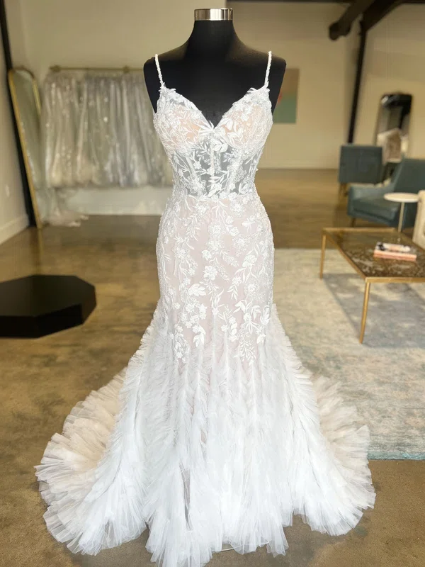 Trumpet/Mermaid V-neck Tulle Sweep Train Wedding Dresses With Ruffles #Milly00028987
