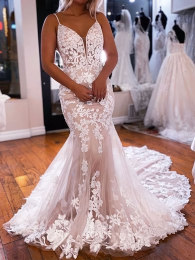 Trumpet/Mermaid V-neck Lace Tulle Sweep Train Wedding Dresses With Appliques Lace #Milly00029004